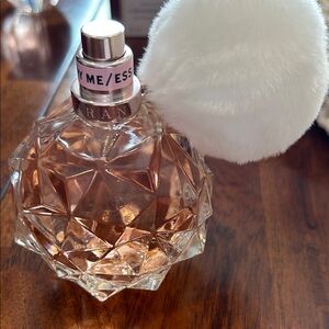 Ariana Grande -ARI. 3.4oz. Tester box